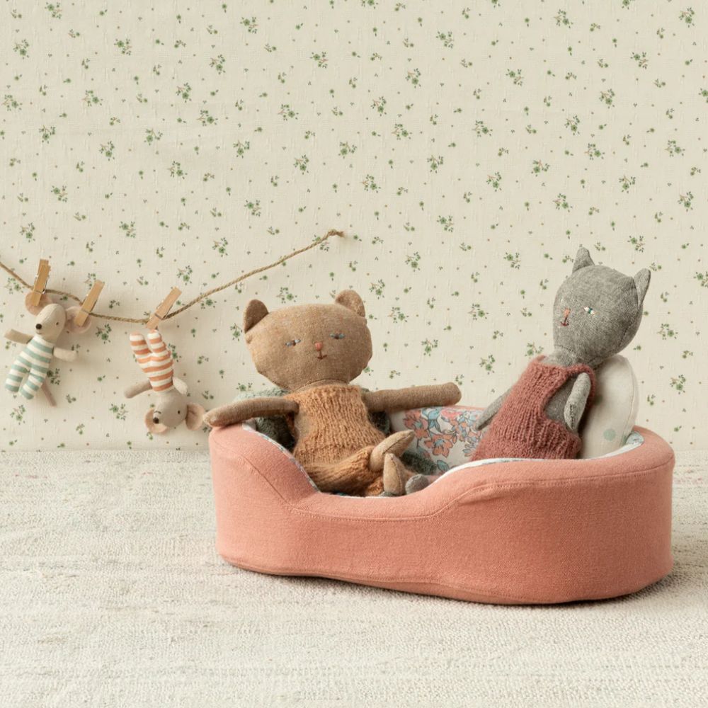 Maileg Small-sized Cosy Coral-colored Basket for Small Pets